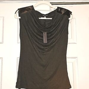 Cable & Gauge Sleeveless Top